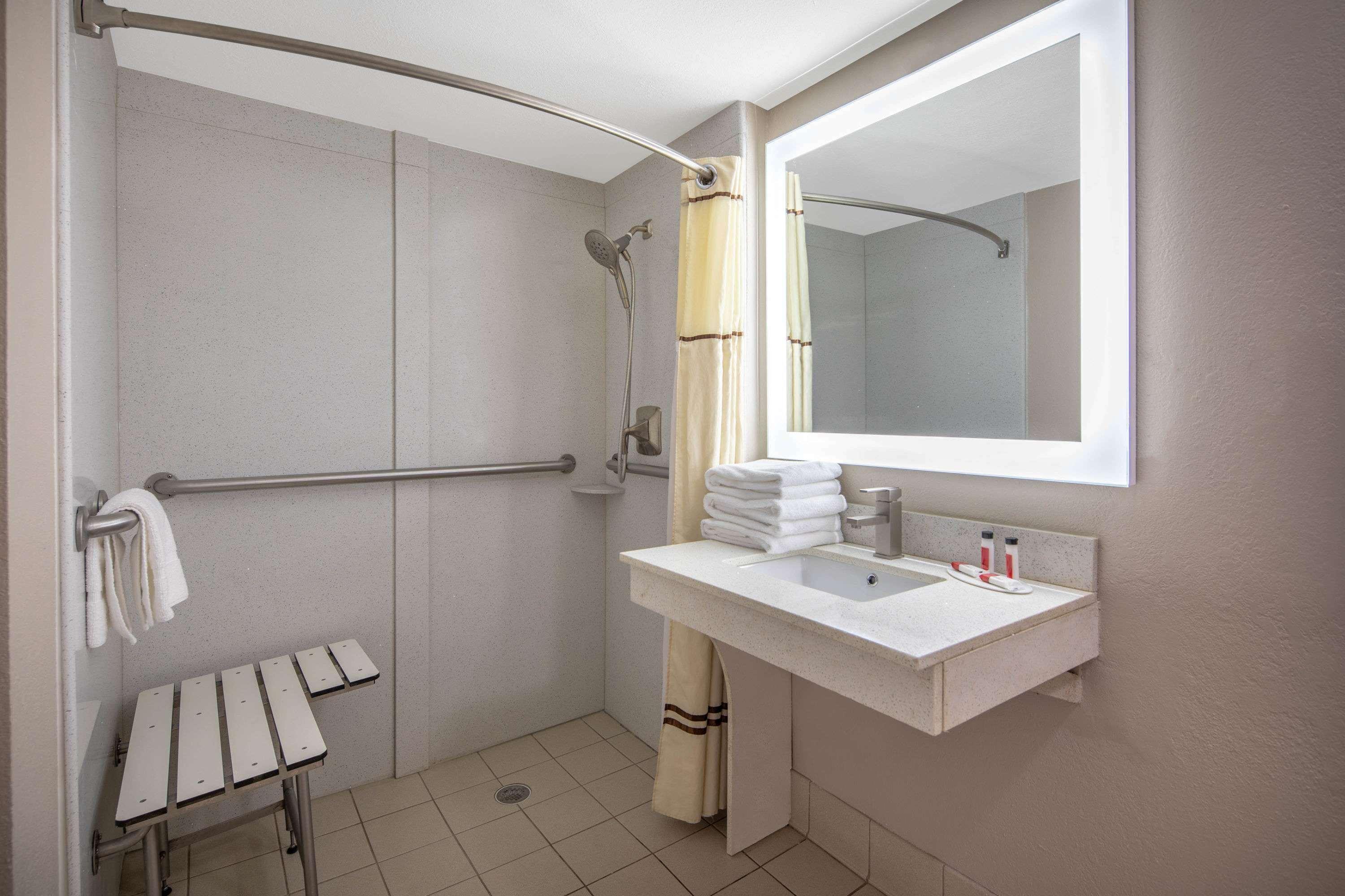 Budget Inn & Suite Atlanta Marietta Stadium Екстериор снимка