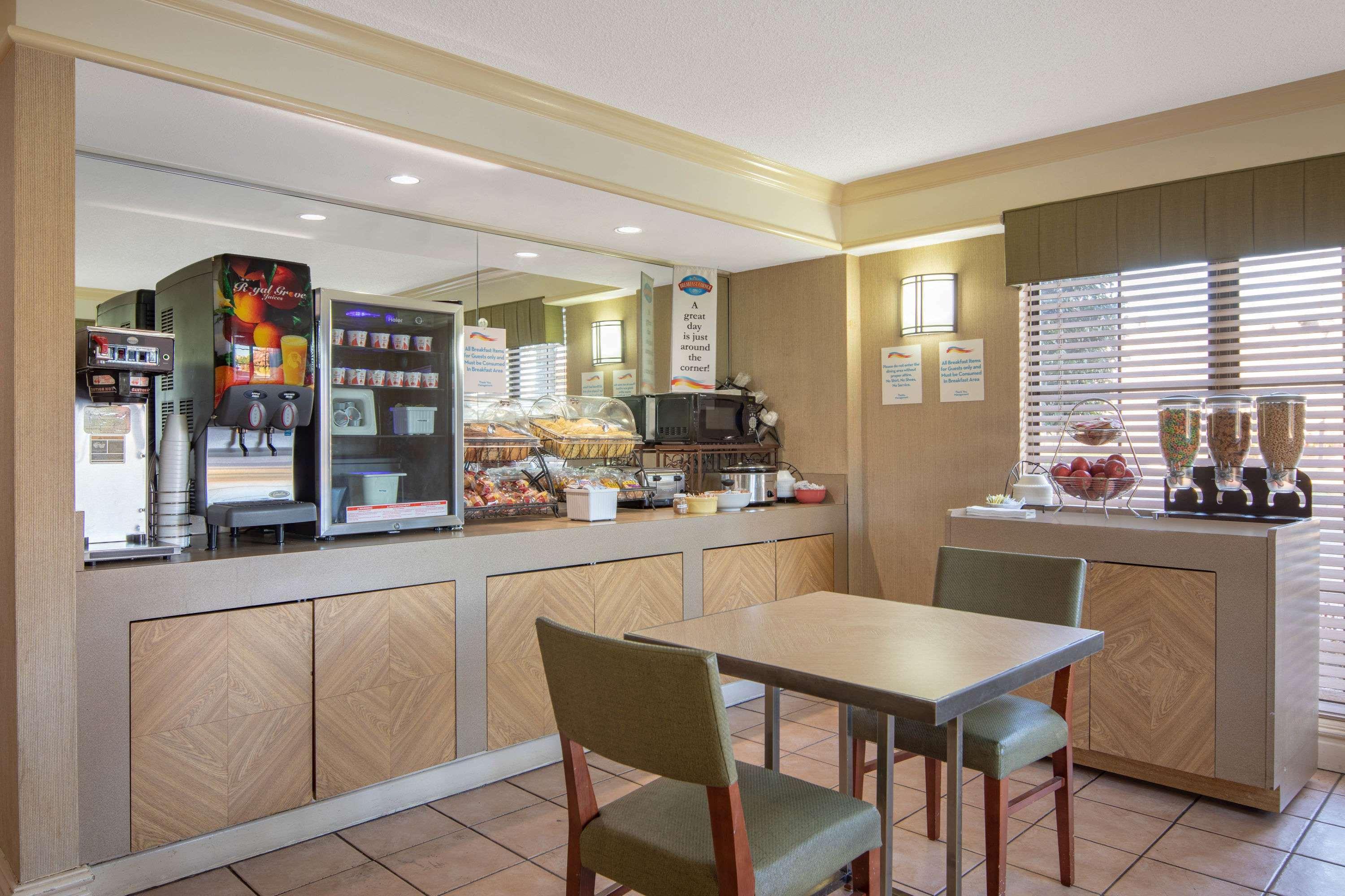 Budget Inn & Suite Atlanta Marietta Stadium Екстериор снимка
