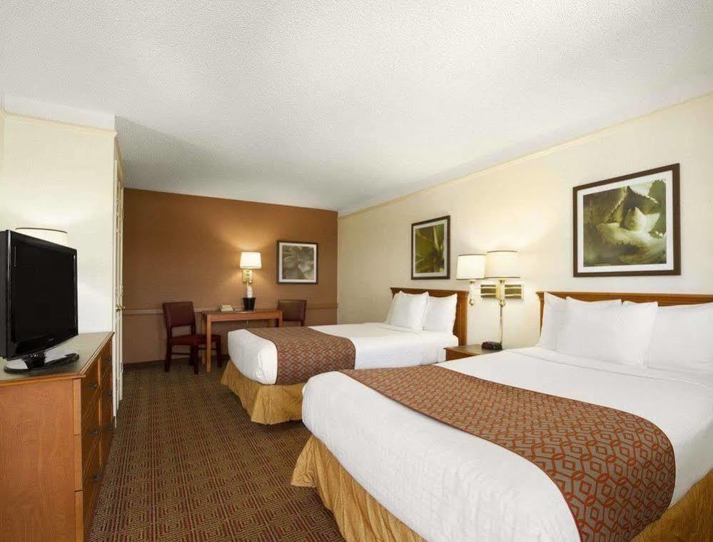 Budget Inn & Suite Atlanta Marietta Stadium Екстериор снимка